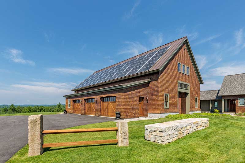 Timber Frame Barn in New Hampshire